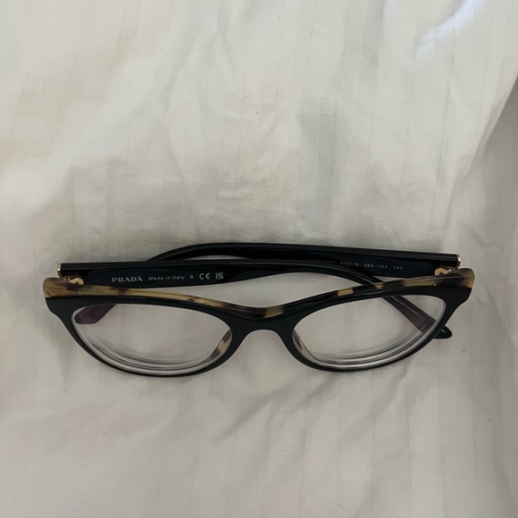 Prada eyeglasses - Picture 3 of 13
